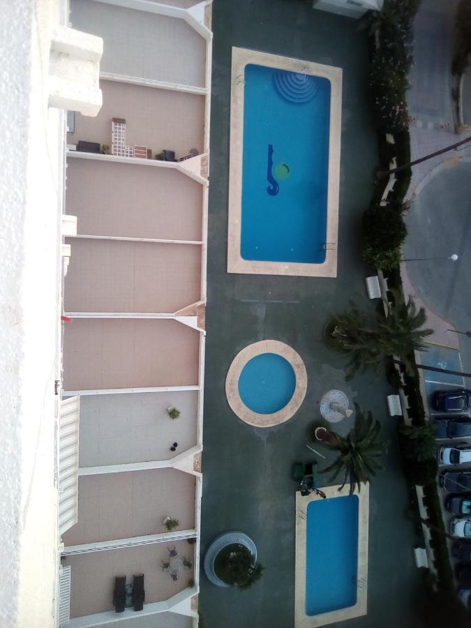 Carmen Molina Edificio Esmeralda Calpe Luaran gambar